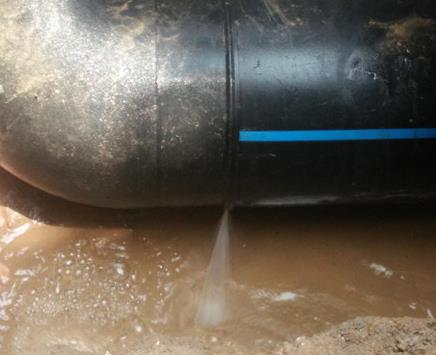 楼顶渗水维修公司为大家分享下卫生间漏水维修修补技术!