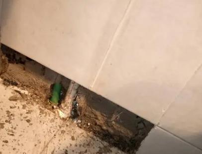 楼顶漏水维修公司分享下修复水管漏水的几种小方法